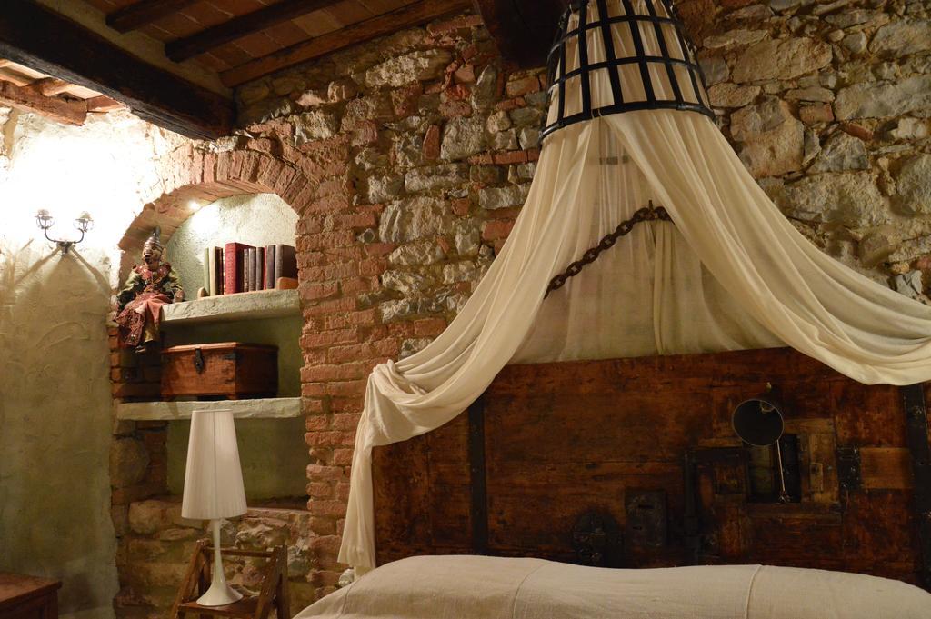 Hotel Casa Antica Castiglione dʼOrcia Pokoj fotografie